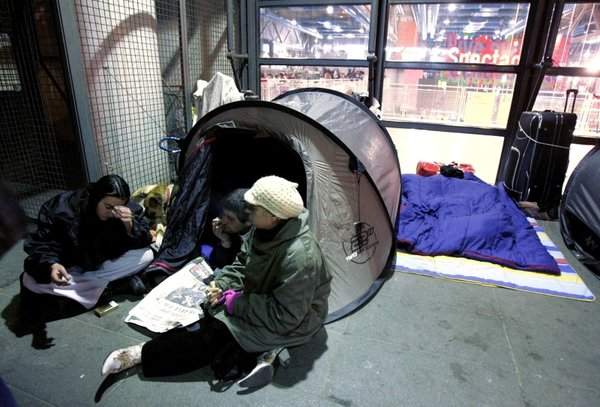 Fransa’da evsiz sayılarında patlama yaşandı!