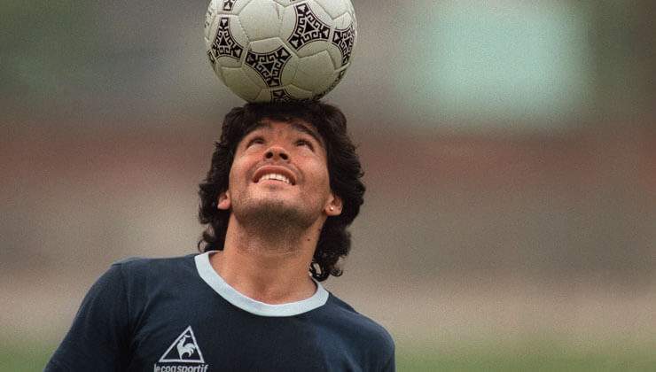 Maradona için futbol maçlarında anma törenleri yapılacak