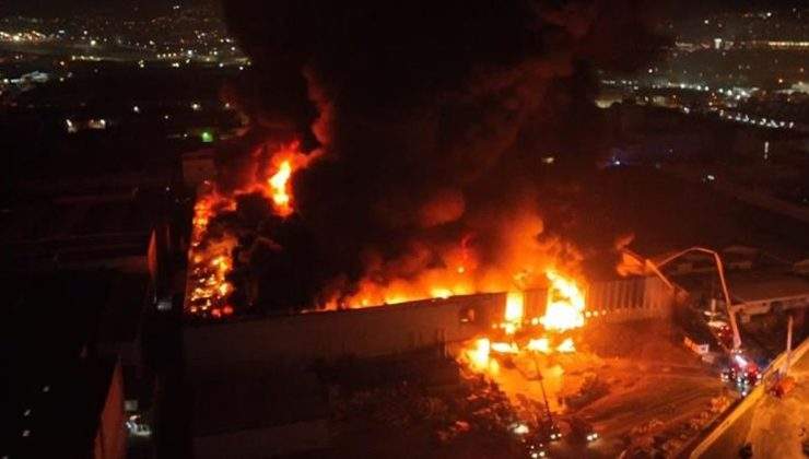Bursa’da tekstil fabrikası cayır cayır yandı! 7 saat sonra söndürebildiler
