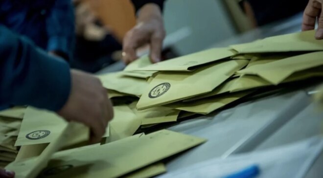 Genç Parti, 31 Mart seçimlerine katılmama kararı aldı